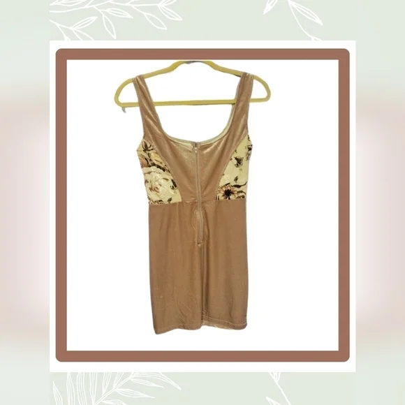 NWT Windsor Women's Floral Velvet Dress - Hook & Eye Closure, Scoop Neck, Size S - Picture 4 of 14